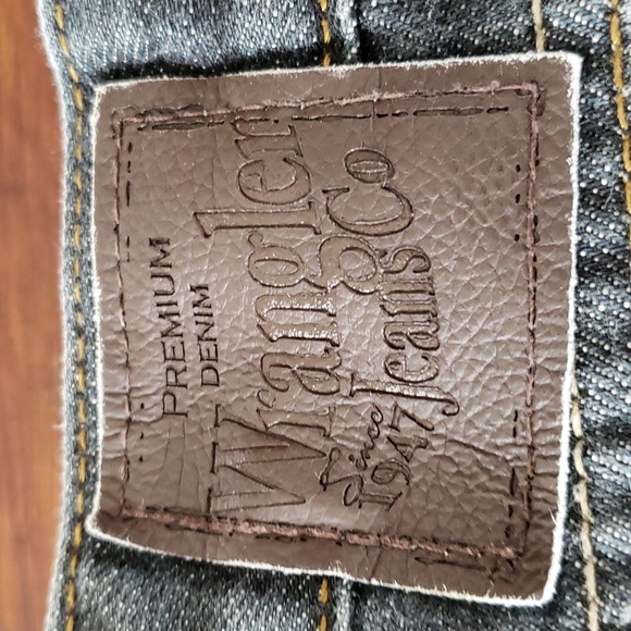 Free with bundle.  Jeans that were cut into shorts - Picture 5 of 7